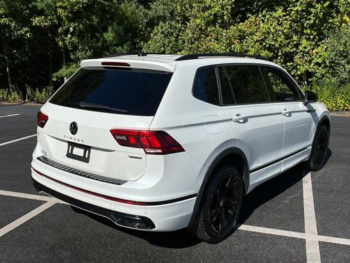 2023 Volkswagen Tiguan 2.0T SE R-Line Black 4MOTION