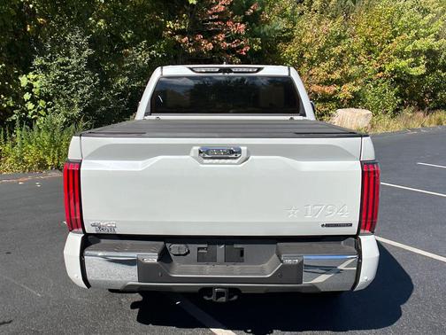 2026 Toyota Tundra Hybrid 1794 Edition