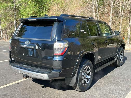 Midnight Black Metallic 2024 Toyota 4Runner TRD Off Road Premium