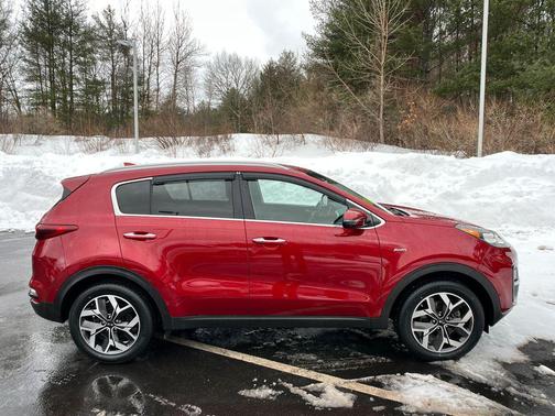 2020 Kia Sportage EX