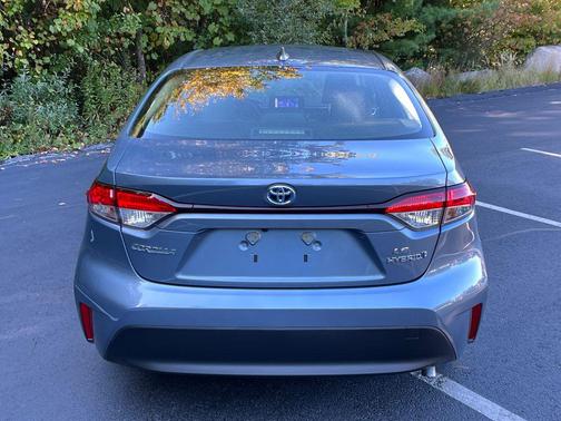 2023 Toyota Corolla Hybrid LE