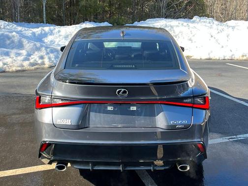 2022 Lexus IS 350 Base