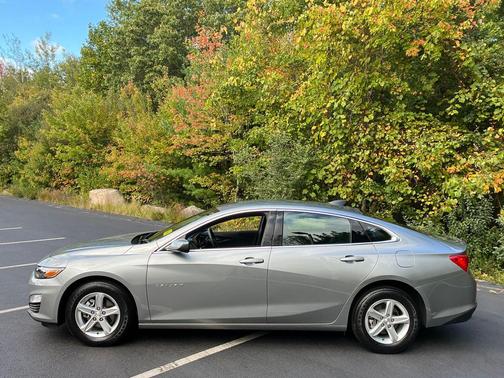 2024 Chevrolet Malibu 1LS