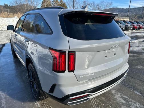 2023 Kia Sorento SX