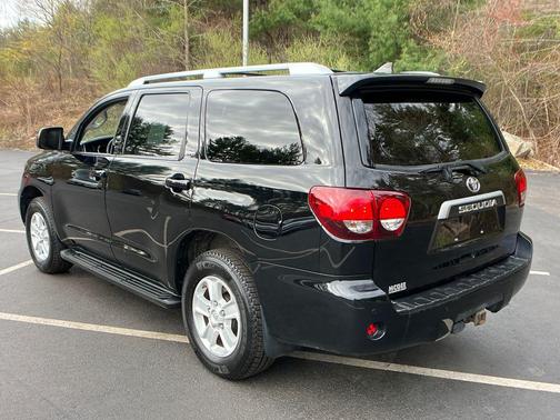 Midnight Black Metallic 2020 Toyota Sequoia SR5
