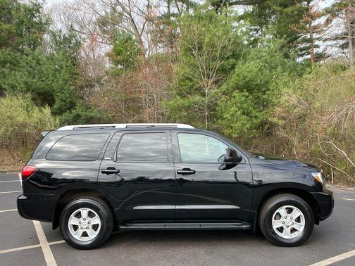 Midnight Black Metallic 2020 Toyota Sequoia SR5