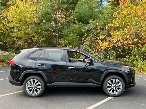 2025 Toyota RAV4 Limited