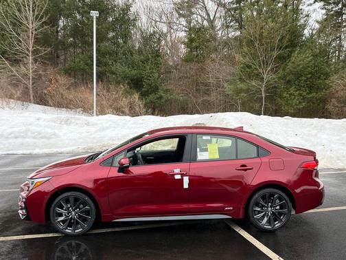 2026 Toyota Corolla Hybrid SE