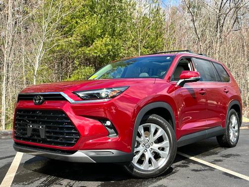 Ruby Flare Pearl 2026 Toyota Grand Highlander Limited