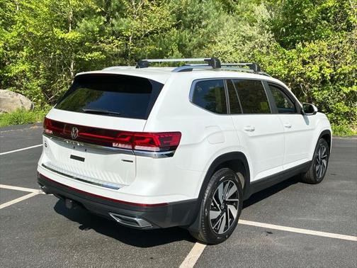 2024 Volkswagen Atlas 2.0T SEL