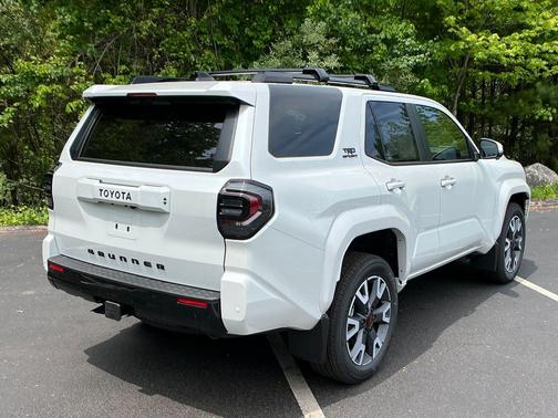 Wind Chill Pearl 2026 Toyota 4Runner TRD Sport Premium