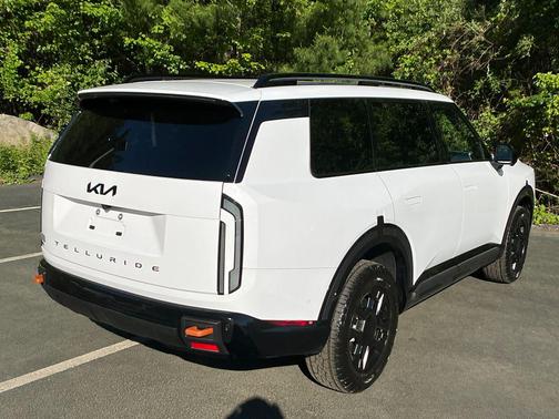 Glacial White Pearl 2027 Kia Telluride X-Pro SX-Prestige