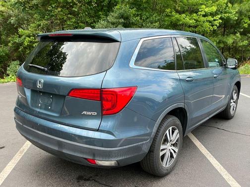 Blue 2018 Honda Pilot EX-L
