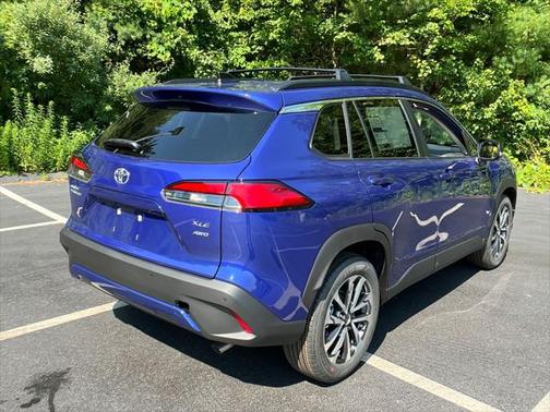 2025 Toyota Corolla Cross XLE