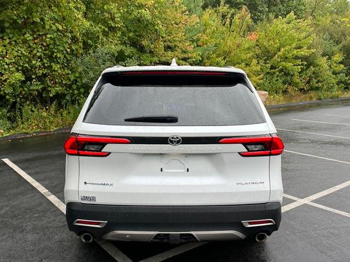 2024 Toyota Grand Highlander Hybrid Limited MAX