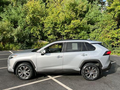 2022 Toyota RAV4 Hybrid Limited