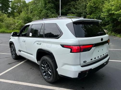 2025 Toyota Sequoia Platinum