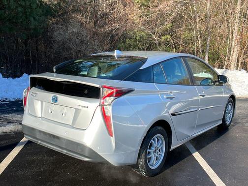 2017 Toyota Prius Four