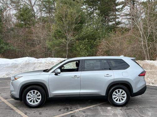 2025 Toyota Grand Highlander XLE