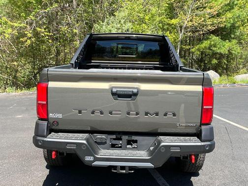 Bronze 2026 Toyota Tacoma Hybrid Trailhunter