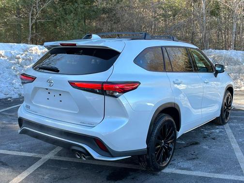 2023 Toyota Highlander XSE