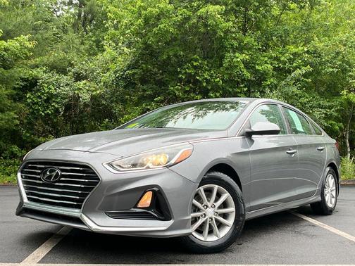 Machine Gray 2018 Hyundai SONATA SE