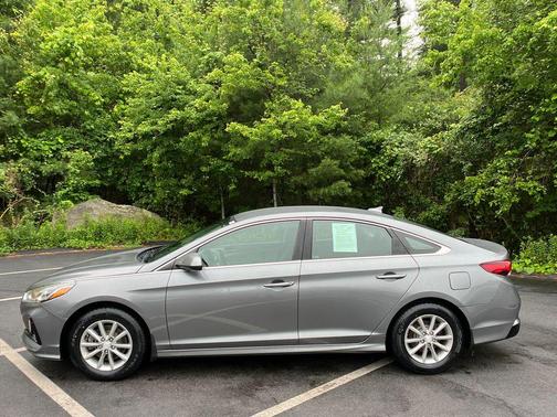 Machine Gray 2018 Hyundai SONATA SE
