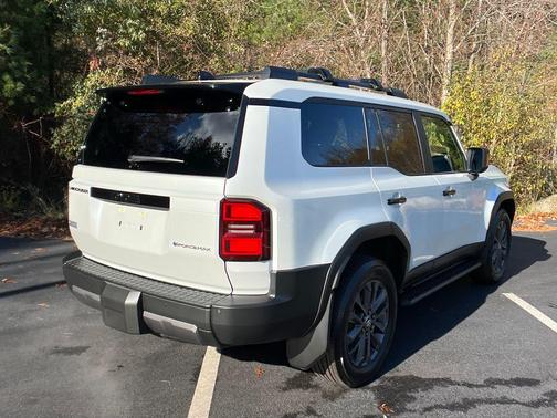 2025 Toyota Land Cruiser Base