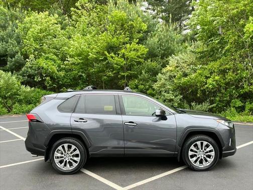 2020 Toyota RAV4 Limited