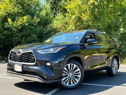 2023 Toyota Highlander Platinum