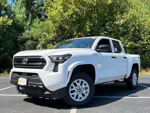 2025 Toyota Tacoma SR