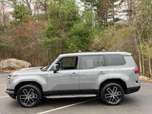 Incognito 2024 Lexus GX 550 Premium+