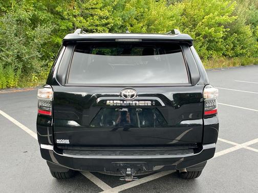 2024 Toyota 4Runner SR5 Premium