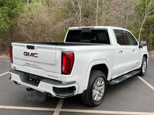 White Frost Tricoat 2021 GMC Sierra 1500 Denali