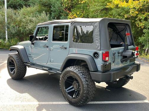 2015 Jeep Wrangler Unlimited Sport