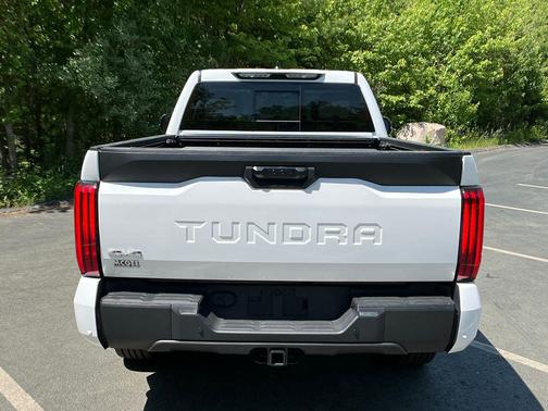 Ice Cap 2024 Toyota Tundra SR5