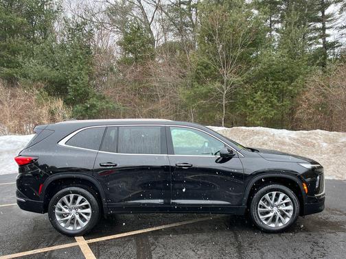 2025 Buick Enclave Preferred FWD