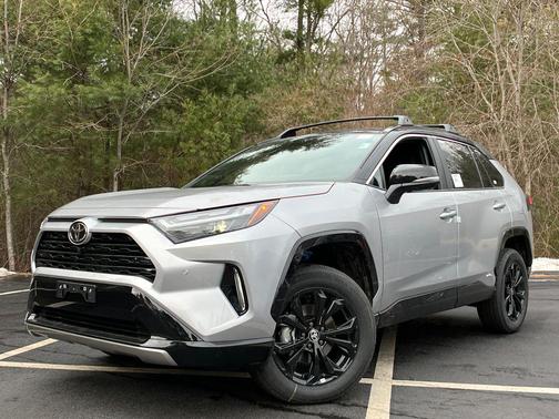 Silver Sky Metallic/Midnight Black Metallic 2025 Toyota RAV4 Hybrid SE SUV