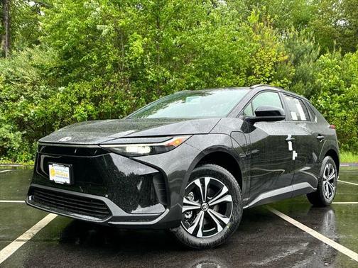 2025 Toyota bZ4X XLE