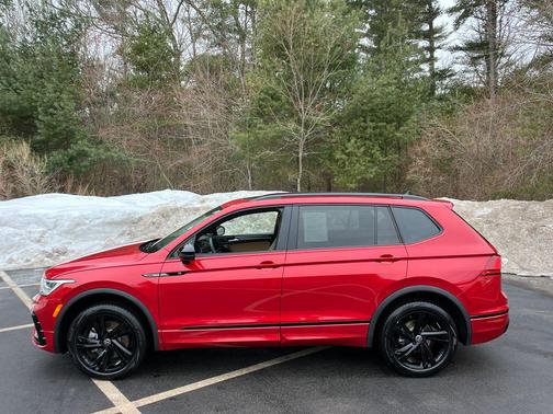 2024 Volkswagen Tiguan 2.0T SE R-Line Black 4MOTION