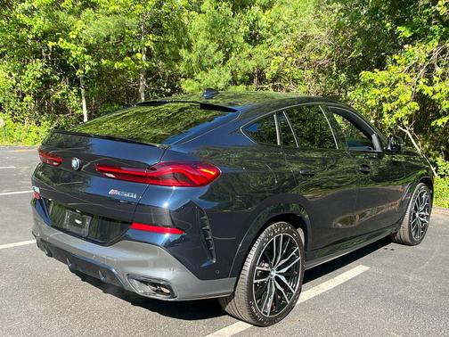 Carbon Black Metallic 2021 BMW X6 M50i