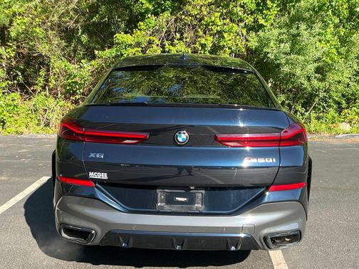 Carbon Black Metallic 2021 BMW X6 M50i