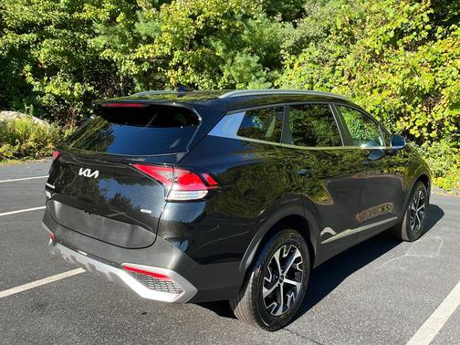 2024 Kia Sportage Hybrid EX