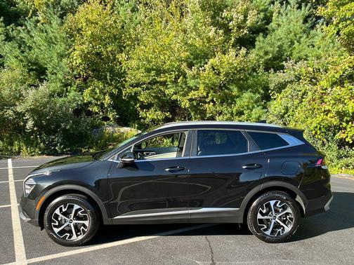 2024 Kia Sportage Hybrid EX