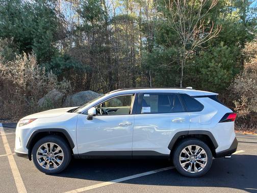 2025 Toyota RAV4 Limited