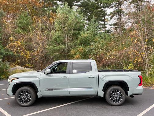 2026 Toyota Tundra Hybrid Platinum