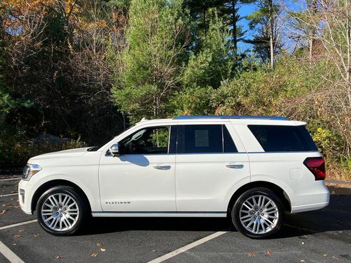 2023 Ford Expedition Platinum