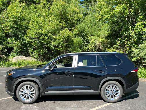 0218 2026 Toyota Grand Highlander Platinum