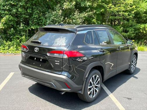 2025 Toyota Corolla Cross XLE