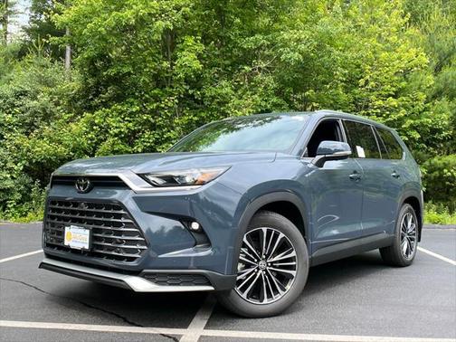 2025 Toyota Grand Highlander Hybrid Limited MAX